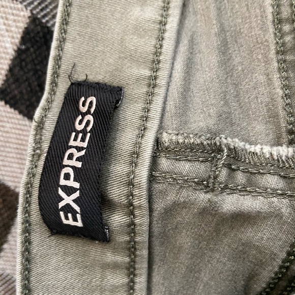 Jeans - Picture 3 of 4